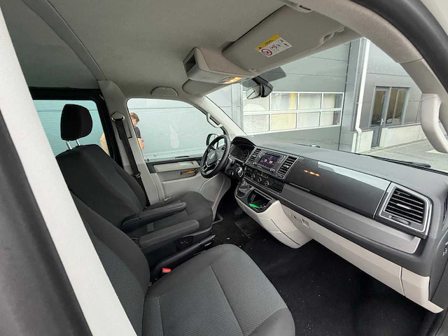 Volkswagen - transporter - dubbel cabine - 2.0 tdi l2h1 dc hi. - bedrijfswagen - 2017 - afbeelding 9 van  27