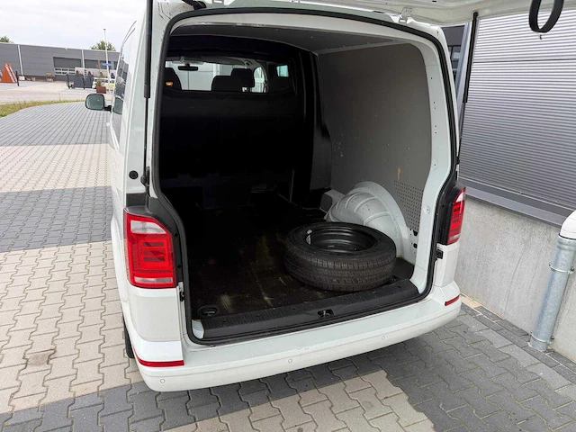 Volkswagen - transporter - dubbel cabine - 2.0 tdi l2h1 dc hi. - bedrijfswagen - 2017 - afbeelding 11 van  27