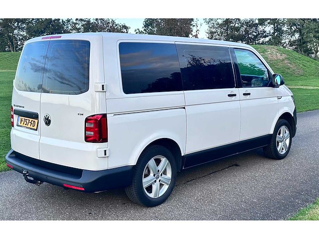 Volkswagen - transporter - dubbel cabine - bedrijfswagen - 2017 - afbeelding 10 van  16