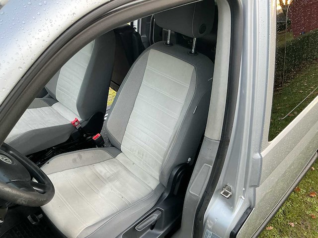 Volkswagen - transporter - multi-van - camper - afbeelding 31 van  49