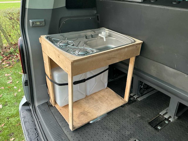 Volkswagen - transporter - multi-van - camper - afbeelding 38 van  49