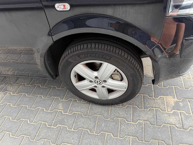 Volkswagen - transporter - multivan - 9 persoons - 2.0 tdi l2h1 comf. bedrijfswagen - 2011 - afbeelding 5 van  8