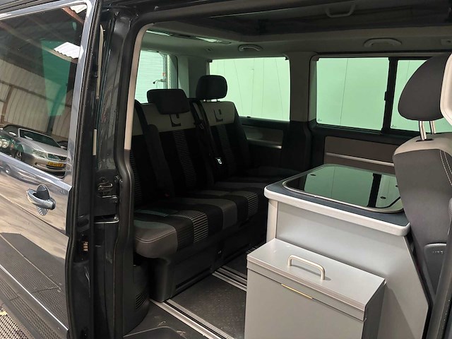 Volkswagen - transporter - multivan 2.5 tdi - campervan - afbeelding 22 van  37