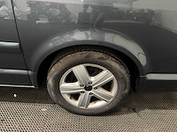 Volkswagen - transporter - multivan 2.5 tdi - campervan - afbeelding 7 van  37