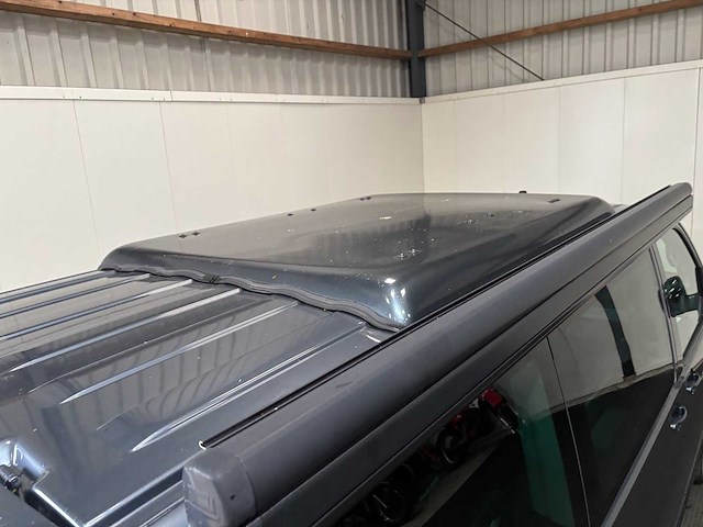 Volkswagen - transporter - multivan 2.5 tdi - campervan - afbeelding 31 van  37