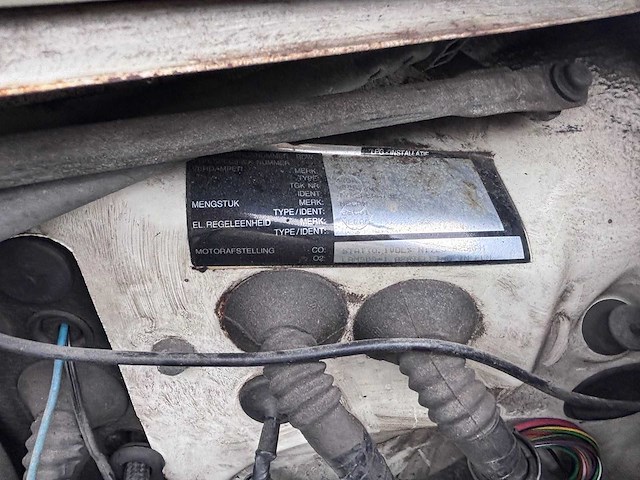 Volkswagen - transporter - t4 - 1996 - benzine/lpg - campervan - afbeelding 6 van  37