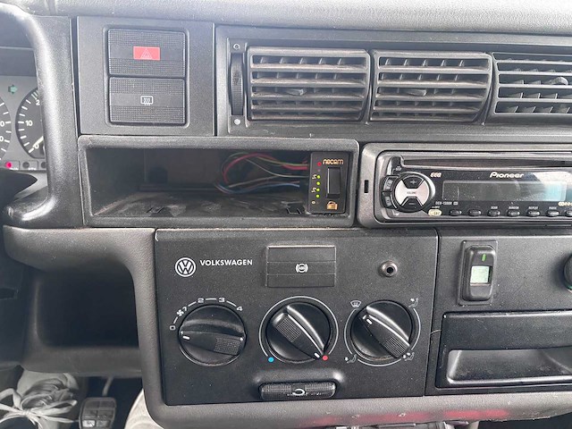 Volkswagen - transporter - t4 - 1996 - benzine/lpg - campervan - afbeelding 31 van  37