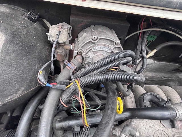 Volkswagen - transporter - t4 - 1996 - benzine/lpg - campervan - afbeelding 17 van  38