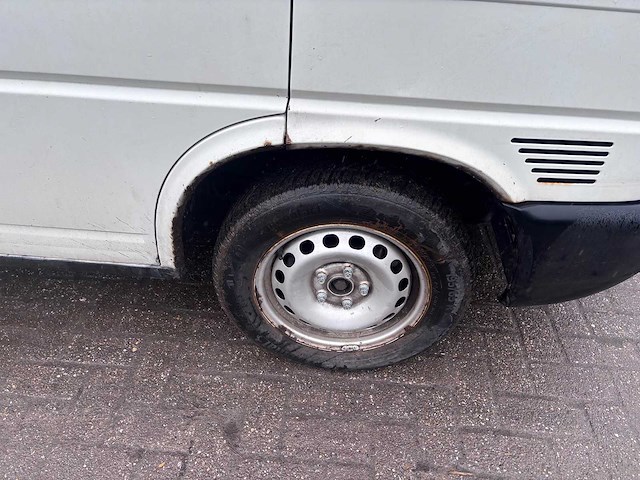 Volkswagen - transporter - t4 - 1996 - benzine/lpg - campervan - afbeelding 8 van  38