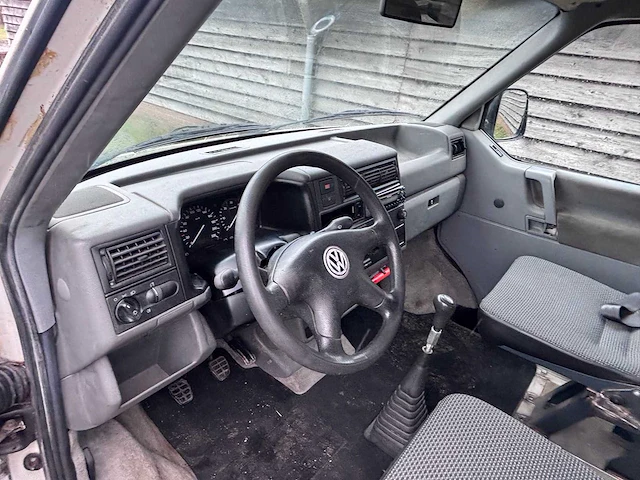Volkswagen - transporter - t4 - 1996 - benzine/lpg - campervan - afbeelding 36 van  38