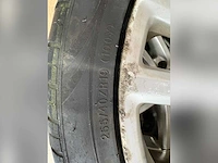 Volkswagen - transporter - wielen - afbeelding 4 van  5
