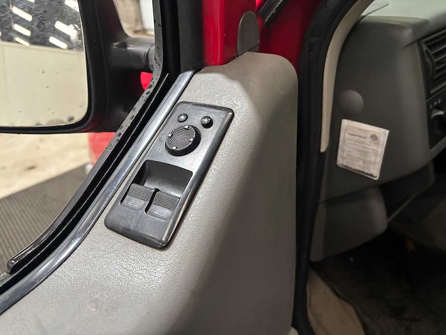 Volkswagen - transporter 2.5 tdi- multivan - campervan - afbeelding 6 van  44