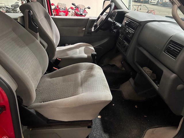 Volkswagen - transporter 2.5 tdi- multivan - campervan - afbeelding 25 van  44