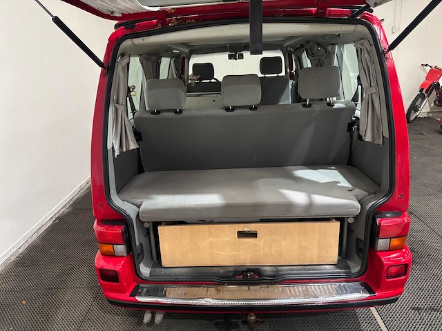 Volkswagen - transporter 2.5 tdi- multivan - campervan - afbeelding 38 van  44