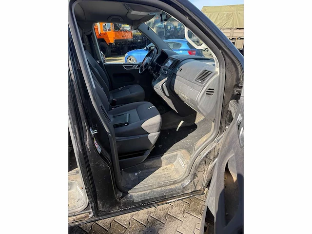 Volkswagen - transporter multivan - 2.5 tdi comfortl. dc 4x4 - bedrijfswagen - afbeelding 4 van  21