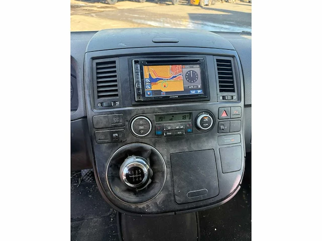 Volkswagen - transporter multivan - 2.5 tdi comfortl. dc 4x4 - bedrijfswagen - afbeelding 10 van  21