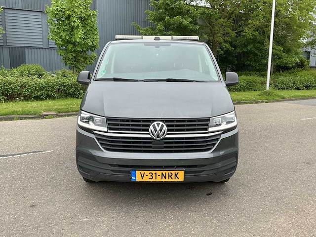 Volkswagen - transporter t6 oprijwagen 2.0 tdi - truck - 2022 - afbeelding 12 van  37
