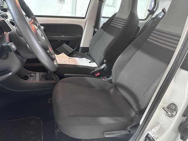 Volkswagen - up! - 1.0 bmt high up! - kdj-15-l- 2018 - afbeelding 5 van  17
