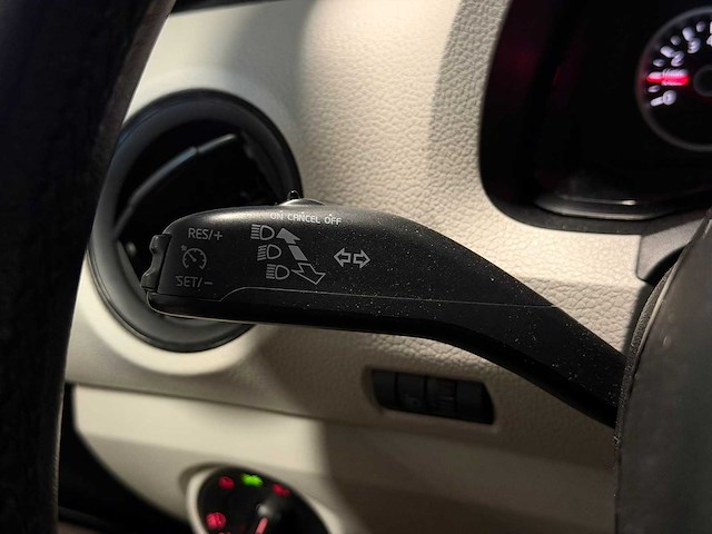 Volkswagen - up! - 1.0 high up! - g-558-vx- 2012 iaw - afbeelding 22 van  26