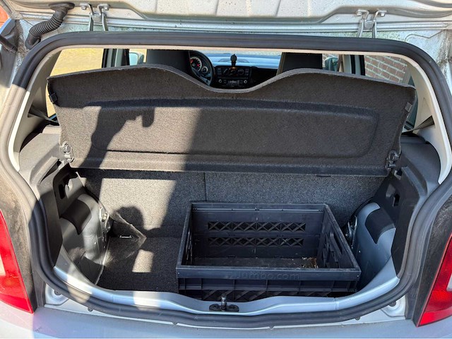 Volkswagen - up! - 1.0 move up! bluem. - personenauto - 2012 - afbeelding 1 van  9