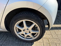 Volkswagen - up! - 1.0 move up! bluem. - personenauto - 2012 - afbeelding 6 van  9