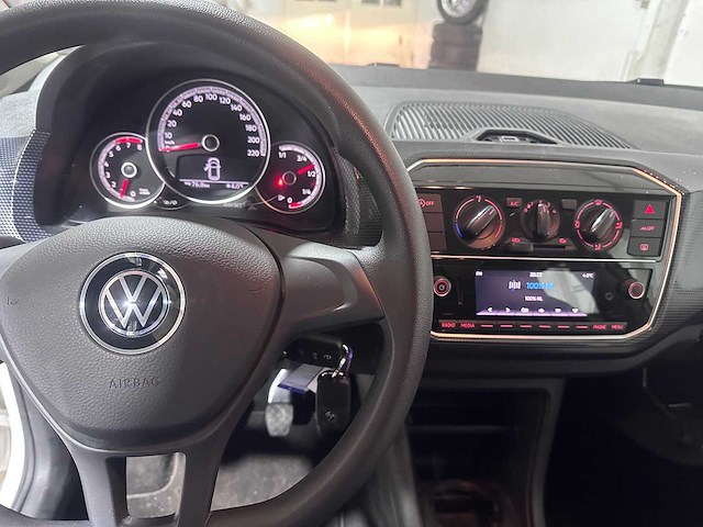 Volkswagen - up! - 1.0 mpi move bt- jvd-13-n - afbeelding 2 van  16