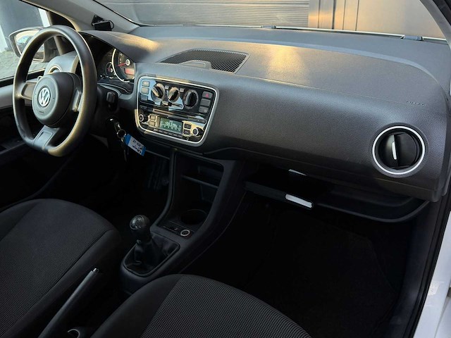 Volkswagen - up! - 1.0 take up! bluem. - car - 2014|3-xff-67|iaw - afbeelding 7 van  20