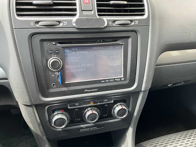 Volkswagen- golf - 1.2 tsi tour - personenauto - 2010 - afbeelding 8 van  28