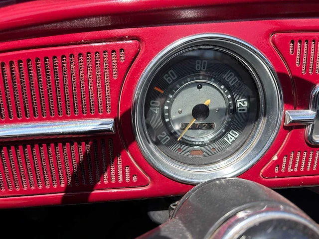 Volkswagen 11 cabriolet kever oldtimer - afbeelding 9 van  40