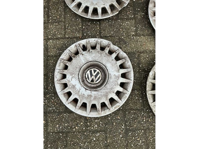 Volkswagen 195/65/r15 michelin & intensa velg met band (4x) - afbeelding 5 van  14