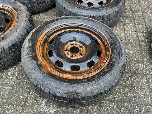 Volkswagen 195/65/r15 michelin & intensa velg met band (4x) - afbeelding 7 van  14