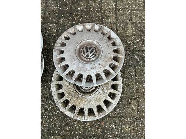 Volkswagen 195/65/r15 michelin & intensa velg met band (4x) - afbeelding 14 van  14