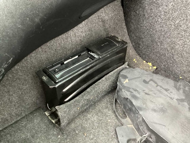 Volkswagen 1999 new beetle 2.0 high line personenauto - afbeelding 15 van  24