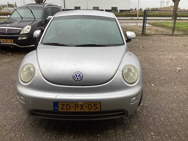 Volkswagen 1999 new beetle 2.0 high line personenauto - afbeelding 12 van  24