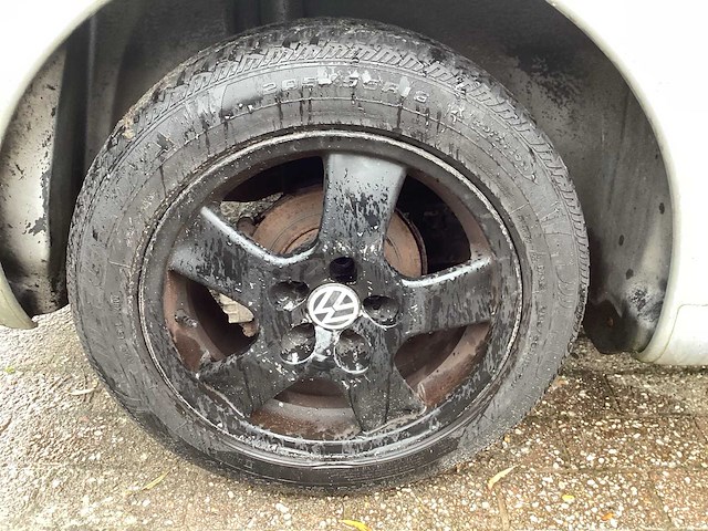 Volkswagen 1999 new beetle 2.0 high line personenauto - afbeelding 3 van  24