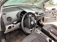 Volkswagen 1999 new beetle 2.0 high line personenauto - afbeelding 5 van  24