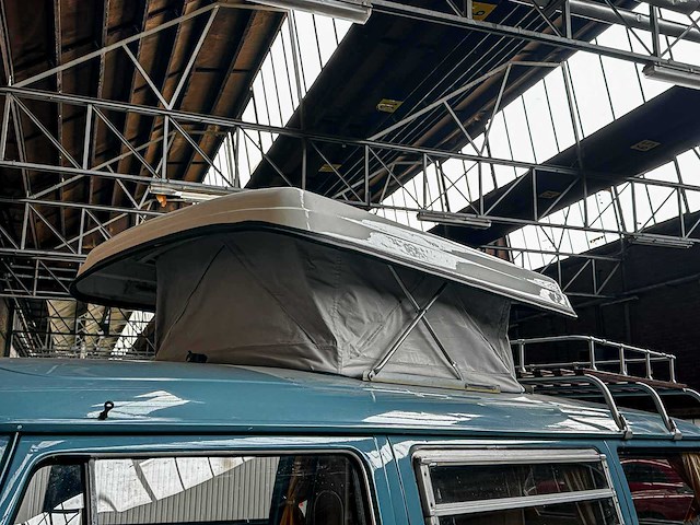 Volkswagen 23-517 camper 1973, 07-yb-44 - afbeelding 38 van  46
