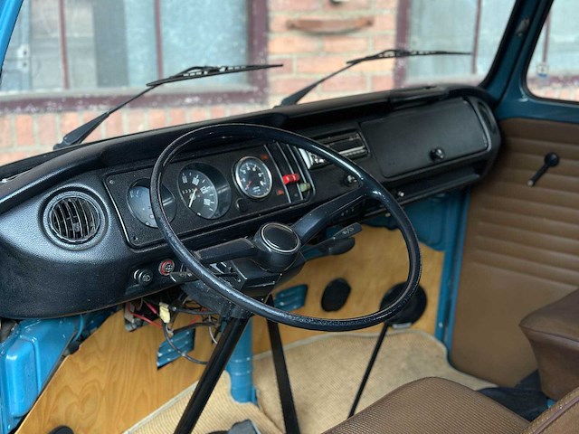 Volkswagen 23-517 camper 1973, 07-yb-44 - afbeelding 10 van  46