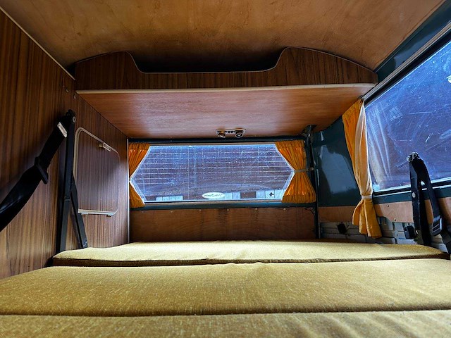 Volkswagen 23-517 camper 1973, 07-yb-44 - afbeelding 28 van  46