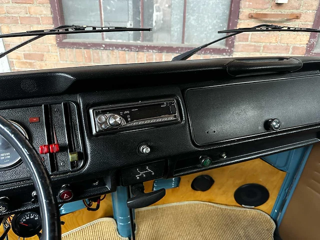 Volkswagen 23-517 camper 1973, 07-yb-44 - afbeelding 17 van  46