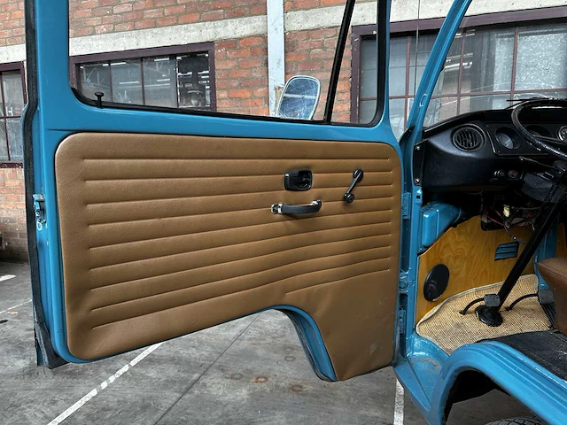 Volkswagen 23-517 camper 1973, 07-yb-44 - afbeelding 20 van  46