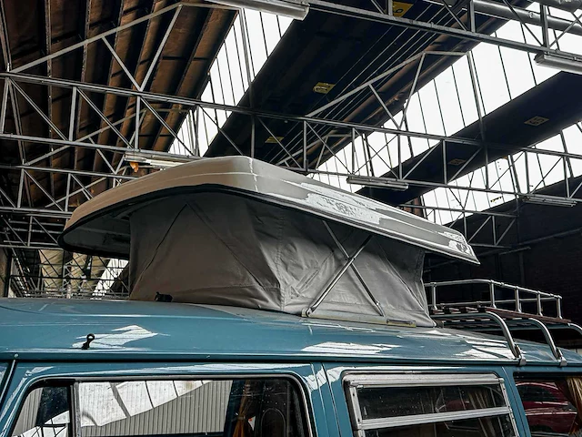Volkswagen 23-517 camper 1973, 07-yb-44 - afbeelding 38 van  46