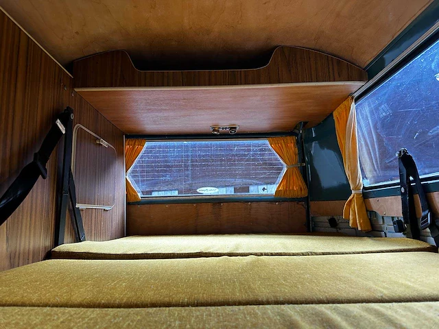 Volkswagen 23-517 camper 1973, 07-yb-44 - afbeelding 17 van  46