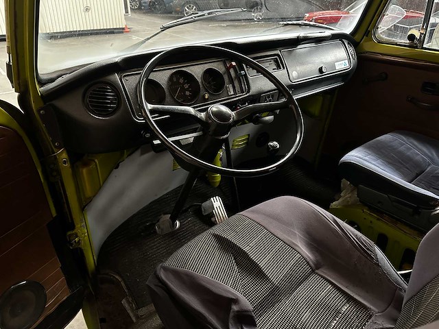 Volkswagen 23 kampeerauto 1977, 00-sl-64 camper - afbeelding 17 van  28