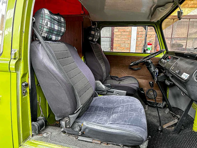 Volkswagen 23 kampeerauto 1977, 00-sl-64 camper - afbeelding 28 van  56