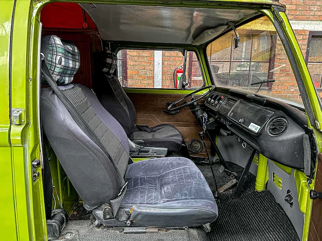 Volkswagen 23 kampeerauto 1977, 00-sl-64 camper - afbeelding 27 van  56