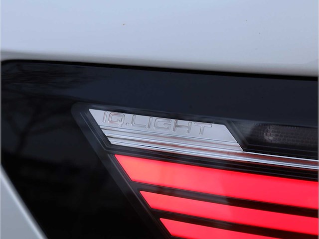 Volkswagen arteon 1.4 tsi ehybrid phev r-line 218pk automaat 2021 - afbeelding 31 van  50