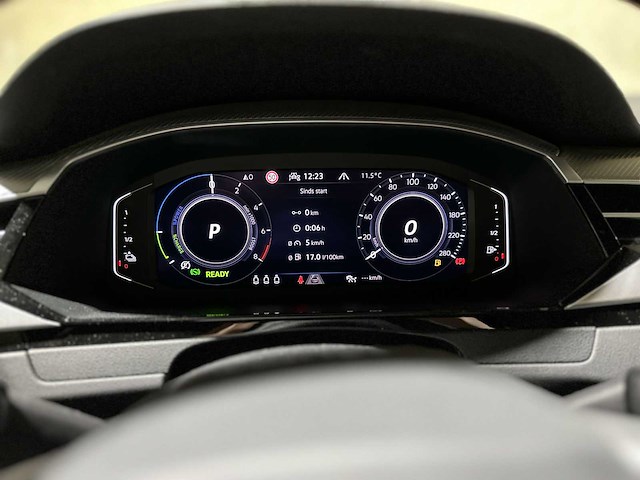 Volkswagen arteon shooting brake 1.4 ehybrid 160kw 6-dsg r-line business+ 218pk 2022 (origineel-nl+1e eigenaar), p-946-tg - afbeelding 20 van  48