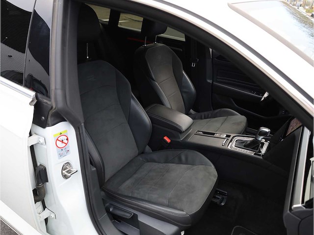 Volkswagen arteon shooting brake 1.4 tsi ehybrid phev r-line 2x 218pk automaat 2022 - afbeelding 33 van  47