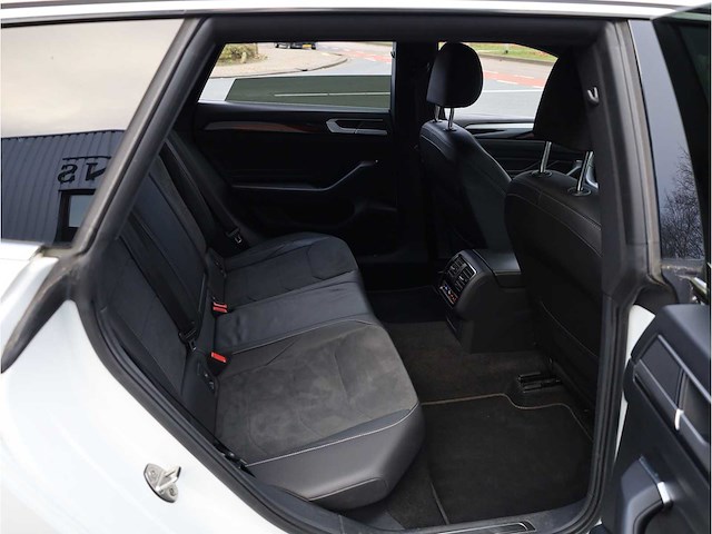 Volkswagen arteon shooting brake 1.4 tsi ehybrid phev r-line 2x 218pk automaat 2022 - afbeelding 35 van  47